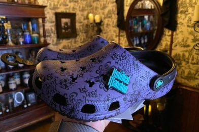 PHOTOS: New “The Haunted Mansion” Glow in the Dark Wallpaper Crocs Materialize at the Magic Kingdom
