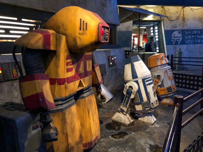 Can You Ship Your Custom-Made Droid Back Home? - Disney by Mark