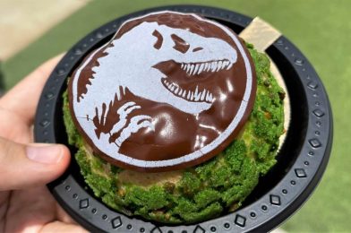 REVIEW: Pistachio Puff from the Jurassic World Tribute Store Falls Flat at Universal Studios Florida