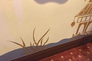 PHOTOS: Recently Replaced Queue Wall Decals Are Already Peeling at Mickey and Minnie’s Runaway Railway in Disney’s Hollywood Studios