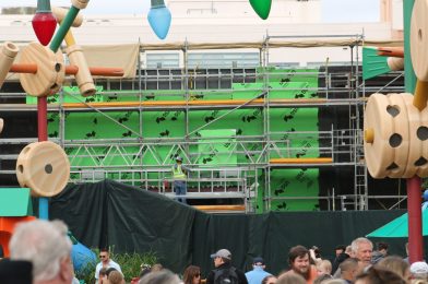 Sheathing Added to Roundup Rodeo BBQ Façade in Toy Story Land as Construction Resumes at Disney’s Hollywood Studios