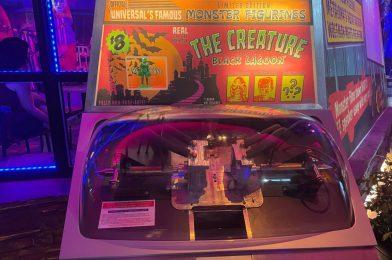 The Creature From the Black Lagoon Mold-A-Rama Surfaces in Dead Coconut Club at Universal CityWalk Orlando