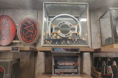 Complimentary Star Wars: Galactic Starcruiser Shield Available With Purchase of Legacy Lightsaber Hilt at Disney’s Hollywood Studios