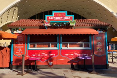 REVIEW: Chicken Tikka Masala, Churro Toffee Cold Brew Latte, and More from Favorite Things Marketplace at the 2022 Festival of Holidays in Disney California Adventure