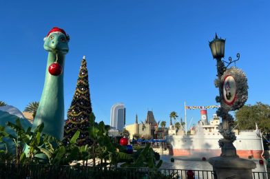 Christmas Tree, Poodles, and More Decorations Installed at Disney’s Hollywood Studios