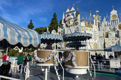 “it’s a small world” Holiday 2022 Debuts, New Inclusive Dolls With Wheelchairs Added to Ride