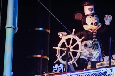 ‘Fantasmic!’ Performances Canceled Through February 2 at Disneyland