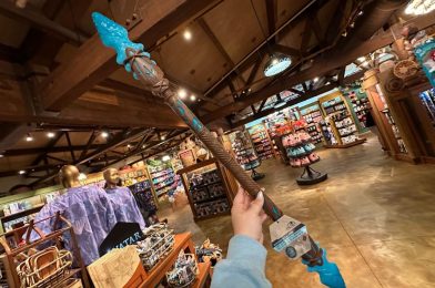 New ‘Avatar’ Na’vi Glow Crystal Spear and Knife, Stacking Trays, and Long-Sleeved Shirt Arrive at Disney’s Animal Kingdom