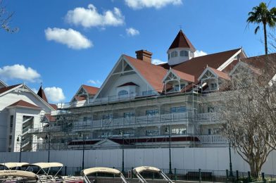 Guests Forced to Walk Through Construction Site to Reach Boat Launch at Disney’s Grand Floridian Resort