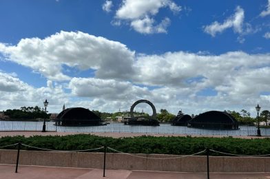 Unique Characters Join Discovery River Character Cruise for 25th Anniversary of Disney’s Animal Kingdom, First Harmonious Barge Removed from World Showcase Lagoon, & More: Daily Recap (4/10/23)