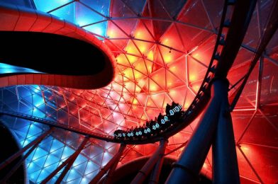 TRON Lightcycle Run Virtual Queue Stays Open for Record 93 Minutes