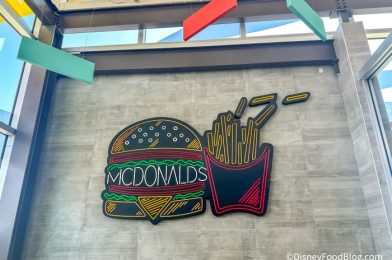 FULL TOUR and REVIEW: The World’s BIGGEST McDonald’s Is 15 Minutes from Disney World and It Has PIZZA