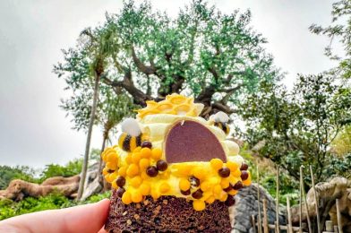 We Ate 7 NEW Things in Disney World — 3 of Them Were NOT Worth It