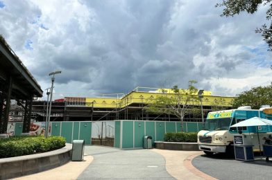 Overhangs and Awnings Take Shape at Summer House on the Lake in Disney Springs