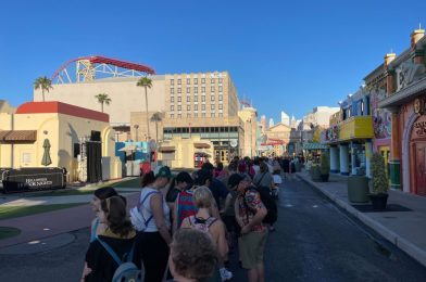 PHOTOS, VIDEO: Get Deals on Apparel, Merchandise, Harry Potter Wands, & More at the 2023 Universal Orlando Garage Sale