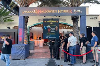 PHOTOS: David S. Pumpkins and Bride of Frankenstein Appear at Peacock Halloween Horror Bar in Universal Studios Hollywood
