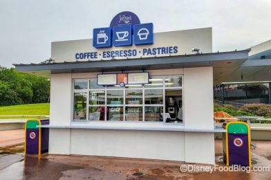 REVIEW: There’s New MONORAIL-THEMED Coffee in Disney World! 🚝