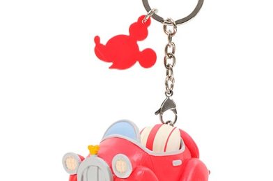 New Mickey’s Car and Donald’s Boat Keychains Inspired By Toontown Available at Tokyo Disney Resort