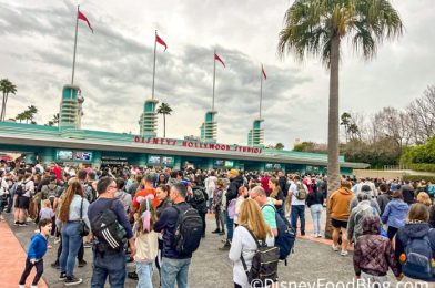 ⚠️Expect Crowds in Disney World Next Week⚠️