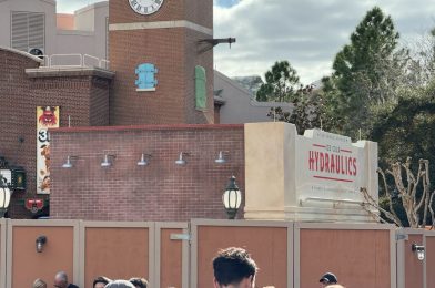 PHOTOS: More Details Painted on ‘Ice Cold Hydraulics’ Grand Avenue Kiosk in Disney’s Hollywood Studios