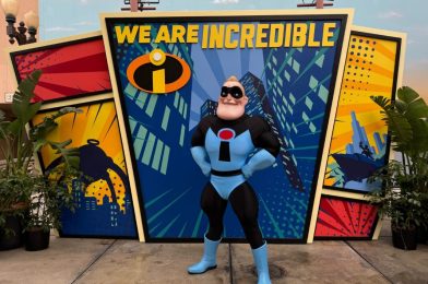 BREAKING: Mr. Incredible Meeting in Classic Costume for Pixar Fest 2024
