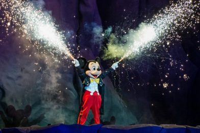 Fantasmic! Showtimes Announced for Return to Disneyland